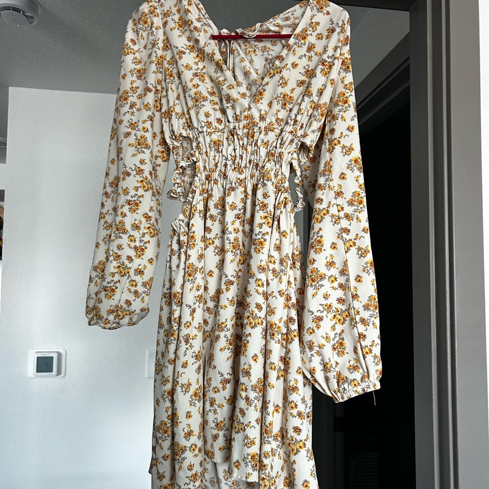 Forever 21 Yellow Floral Long Sleeve Dress